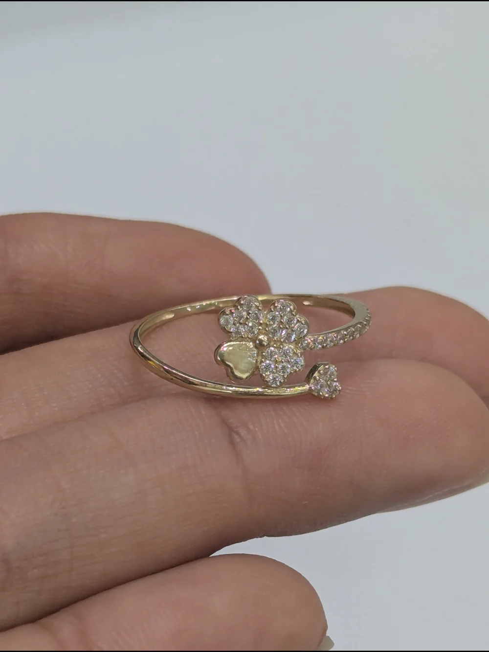 10kt Real Gold Women's Ring Size 7
